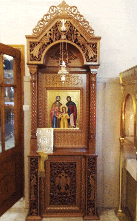 Altare sculptate în lemn