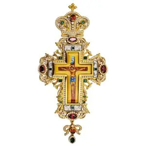 Bijuterie creștină metalică și minerală cu cruce și coroană regală, articole bisericești, bijuterie pentru uz religios, decorare și colecție, artă chirurgicală, impresionantă și elegantă.